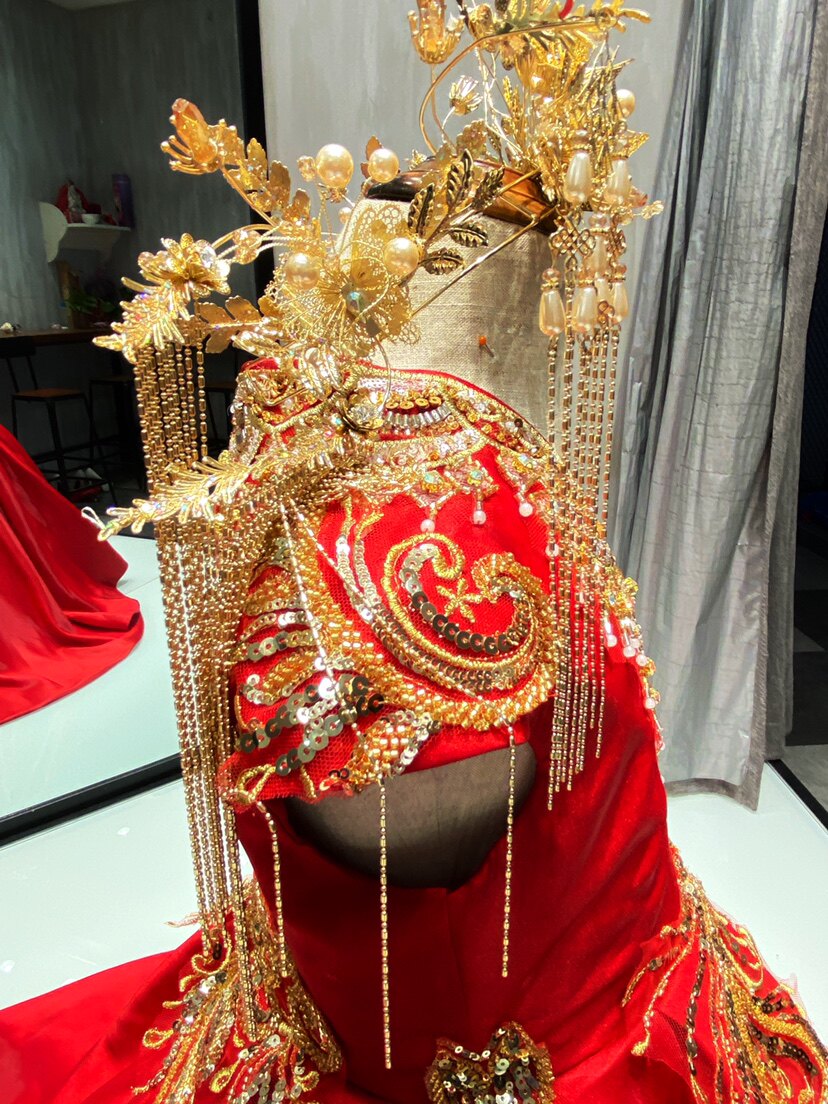 出租红色拖尾中国风国潮蚕丝缎女童礼服模特走秀唱歌主持古筝演出