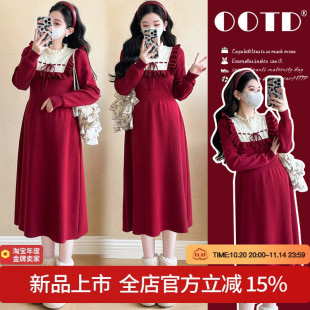 潮妈长袖 2025秋冬新款 时尚 韩版 蕾丝拼接针织跨年圣诞 孕妇装