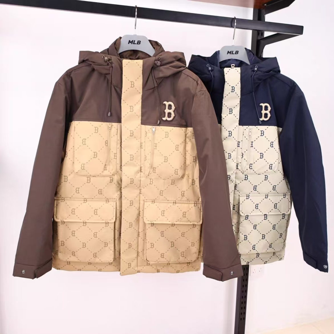 MLB25冬新男女情侣时尚满印老花潮酷保暖工装连帽羽绒服3ADJM0156