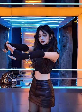 黑色性感pu皮裙半身裙女2024秋冬新款短裙显瘦a字高腰裙裤包臀裙