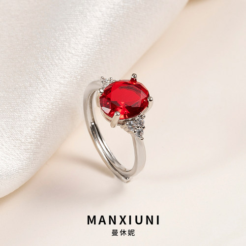 曼休妮红色戒指莫桑石水晶对戒