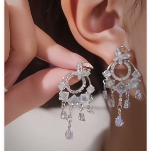 曼休妮新款 水滴流苏耳环女轻奢小众设计感高级气质耳钉耳饰铺梦网