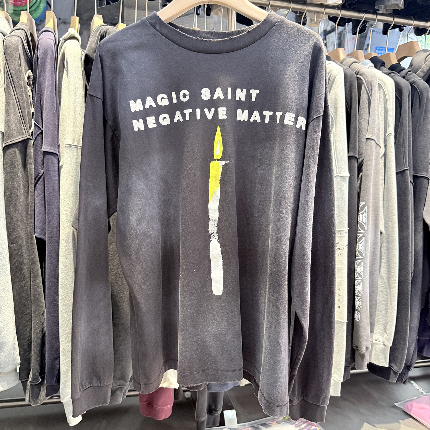 Saint新款洗水做旧蜡烛标语印花男女同款高街宽松圆领复古长袖T恤