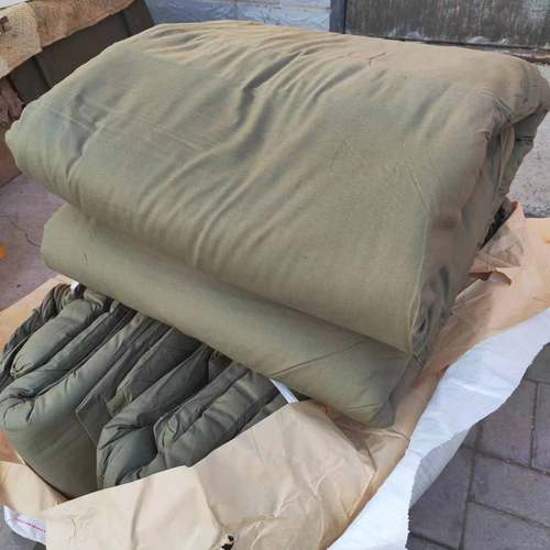 纯色全棉单人防潮棉被新式被