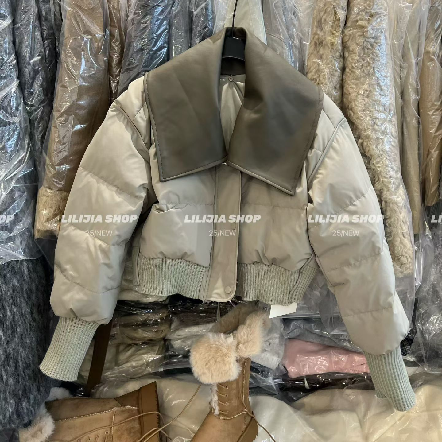 冬季休闲短款羽绒服女收腰保暖