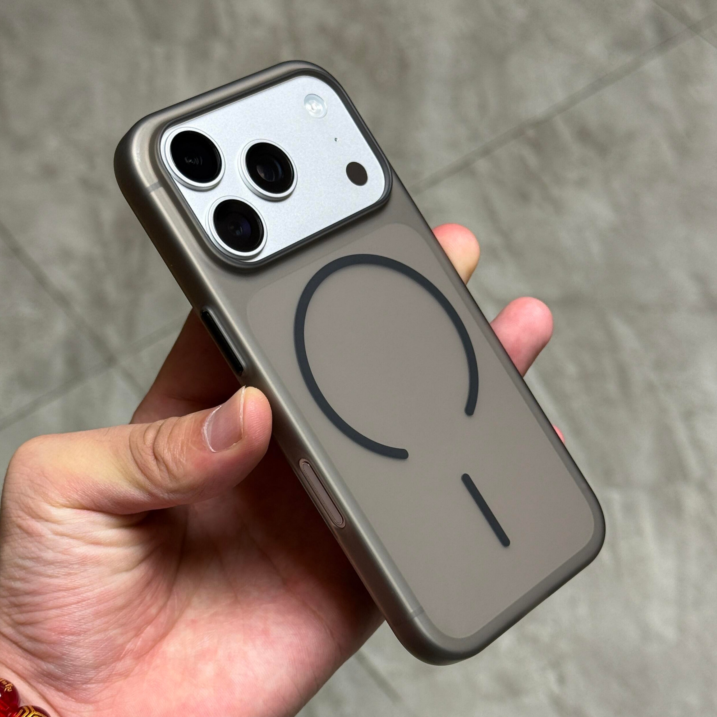 内置磁吸细圈硬壳雾面黑色肤感适用华为Mate80/70pro手机壳mate60pro磨砂Pura80荣耀Magic8pro全包防摔半透明