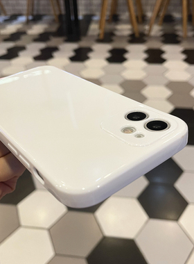 ins气质奶白16适用14苹果17air/15/12/11pro手机壳iPhone13promax纯白色8plus女Xs全包XR防摔se2软硅胶亮黑色
