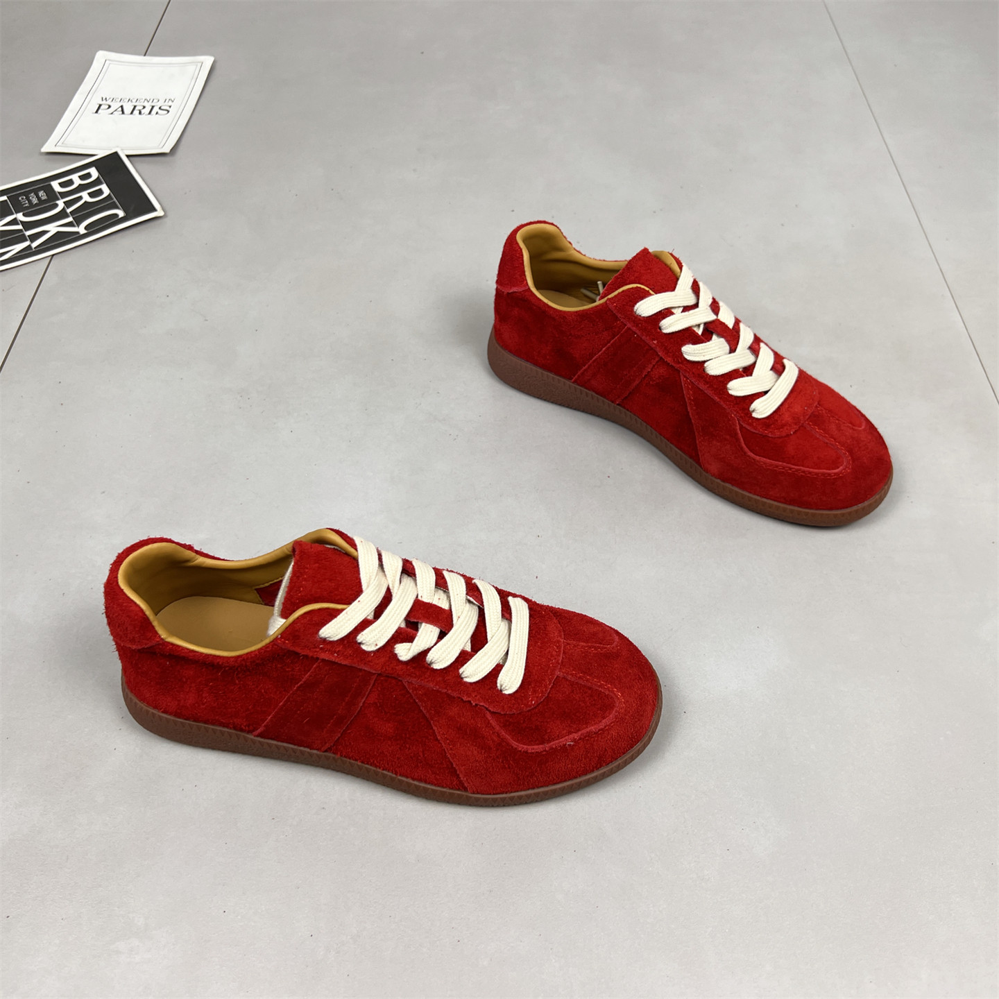 平底真皮德训鞋女2025秋季新款透气运动休闲鞋百搭红色时尚板鞋,女鞋,德训鞋,淘宝优惠券,粉丝福利购,淘宝优惠卷