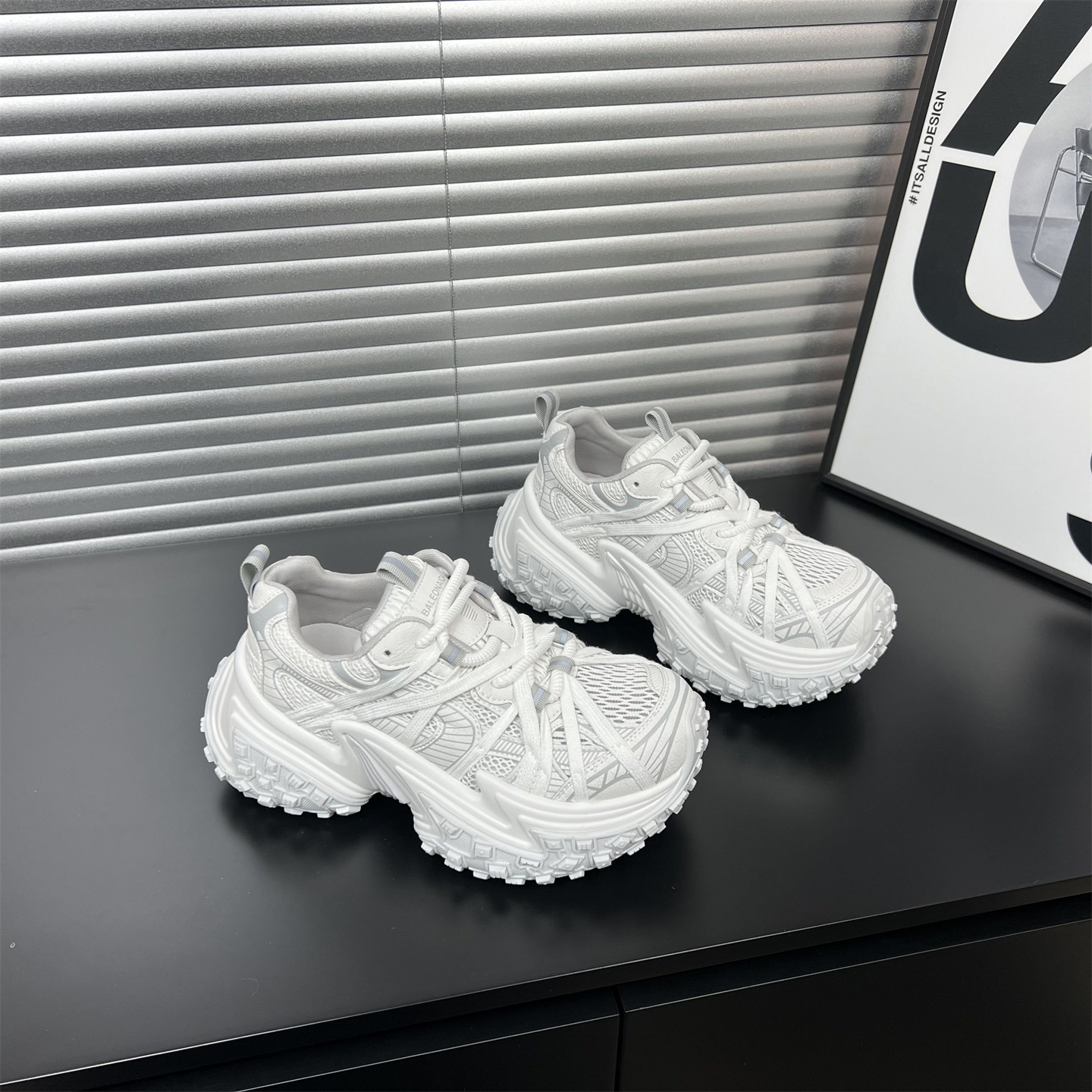 真皮厚底增高轮胎鞋老爹鞋女2026夏季新款时尚绑带网纱运动休闲鞋