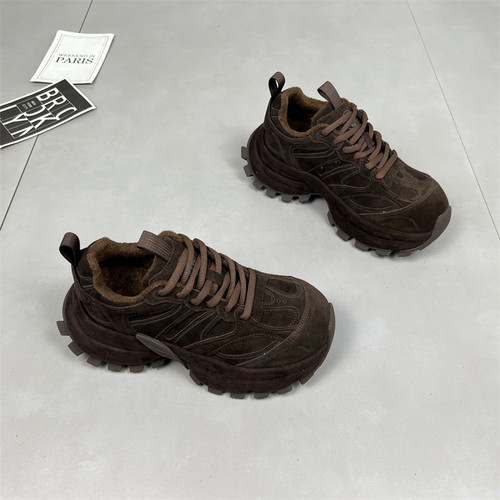 百搭舒适软底系带休闲运动鞋女