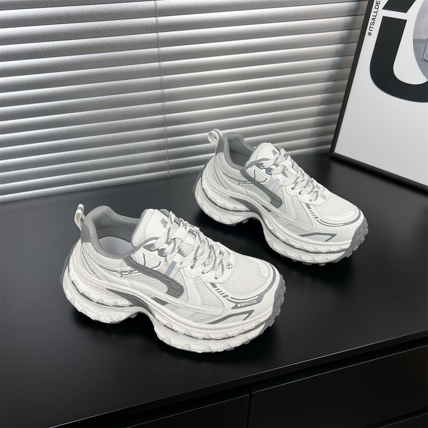 真皮厚底轻便老爹鞋女2026春季新款小个子6cm增高显瘦休闲运动鞋