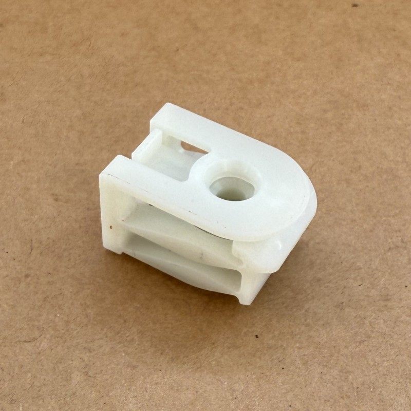 适配宝马1357系发动机保险杠下护板叶子板内衬螺丝母底座卡扣卡子