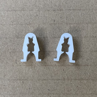 特斯拉ModelYModel3两侧板卡扣