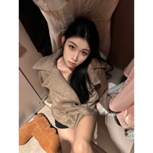 韩系甜酷纯欲风短款收腰加棉加厚毛呢大衣外套高级感秋冬减龄少女