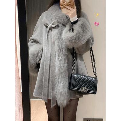 赫本风灰色毛呢中长款大衣