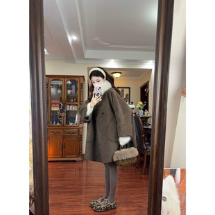 复古温柔咖色双排扣毛呢大衣中长款高级感外套斗篷呢子大衣直筒型