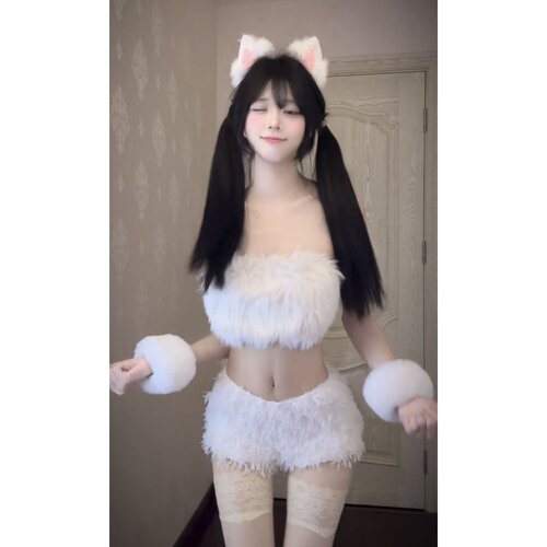 纯欲风性感白色毛绒抹胸性感上衣抹胸背心毛毛短裤小个子两件套装