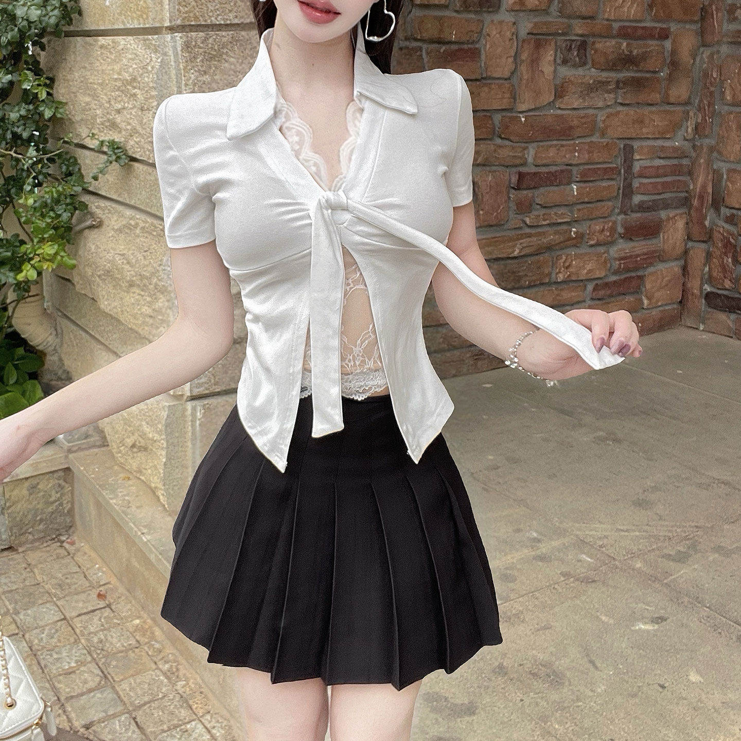 美容蕾丝性感V领短袖衬衫t恤上衣百褶半身裙职业工作服套装小个子