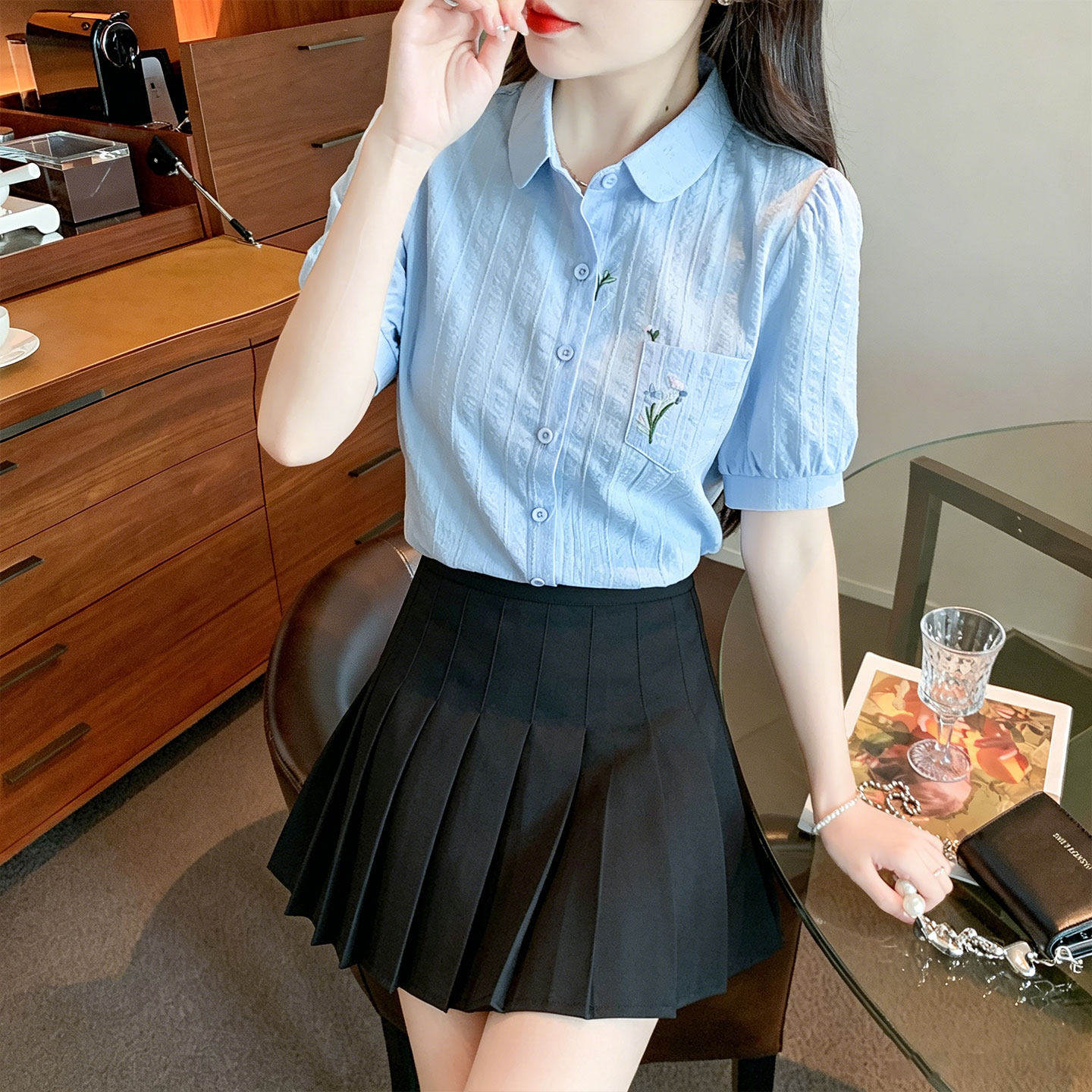 美甲美容师工作服足浴养生馆前台接待秘书制服职业衬衫百褶裙套装