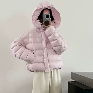 2026新款短款时尚洋气羽绒服女款轻薄保暖连帽面包服显瘦宽松外套
