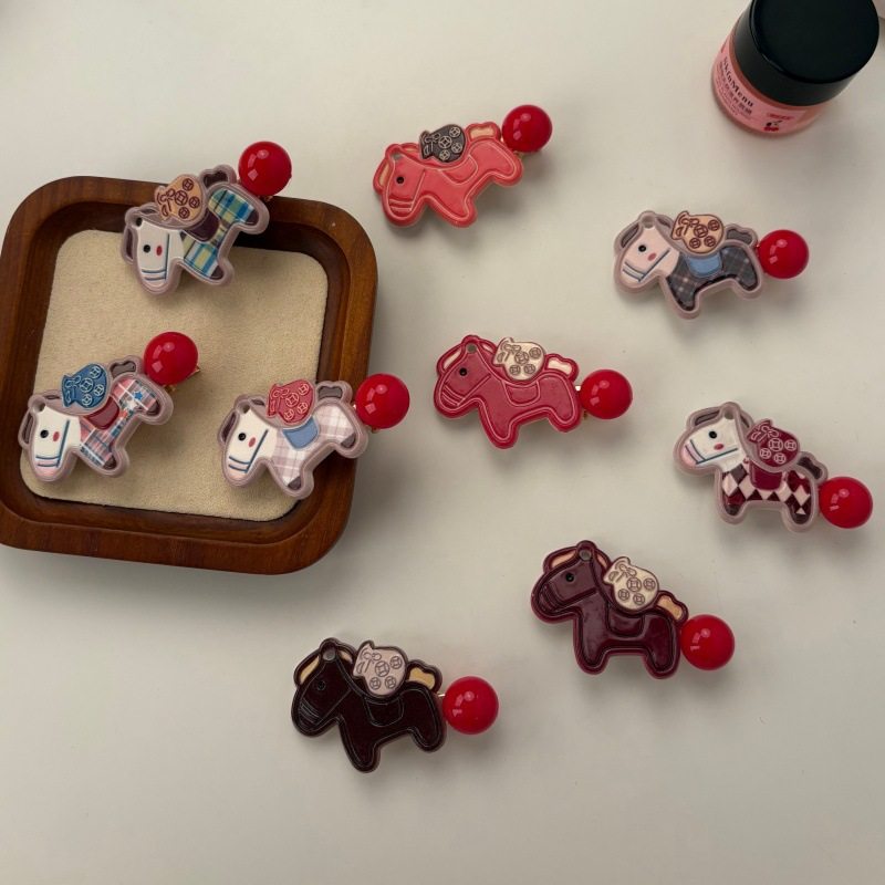 可爱萌趣钱袋小马发夹少女心甜美百搭刘海侧边夹新年红色头饰发卡,服饰配件/皮带/帽子/围巾,其他配件,淘宝优惠券,粉丝福利购,淘宝优惠卷