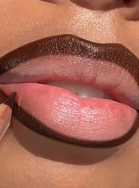 Matte Lip Liner- Long-Lasting,  Easy to Color, Includes Shar