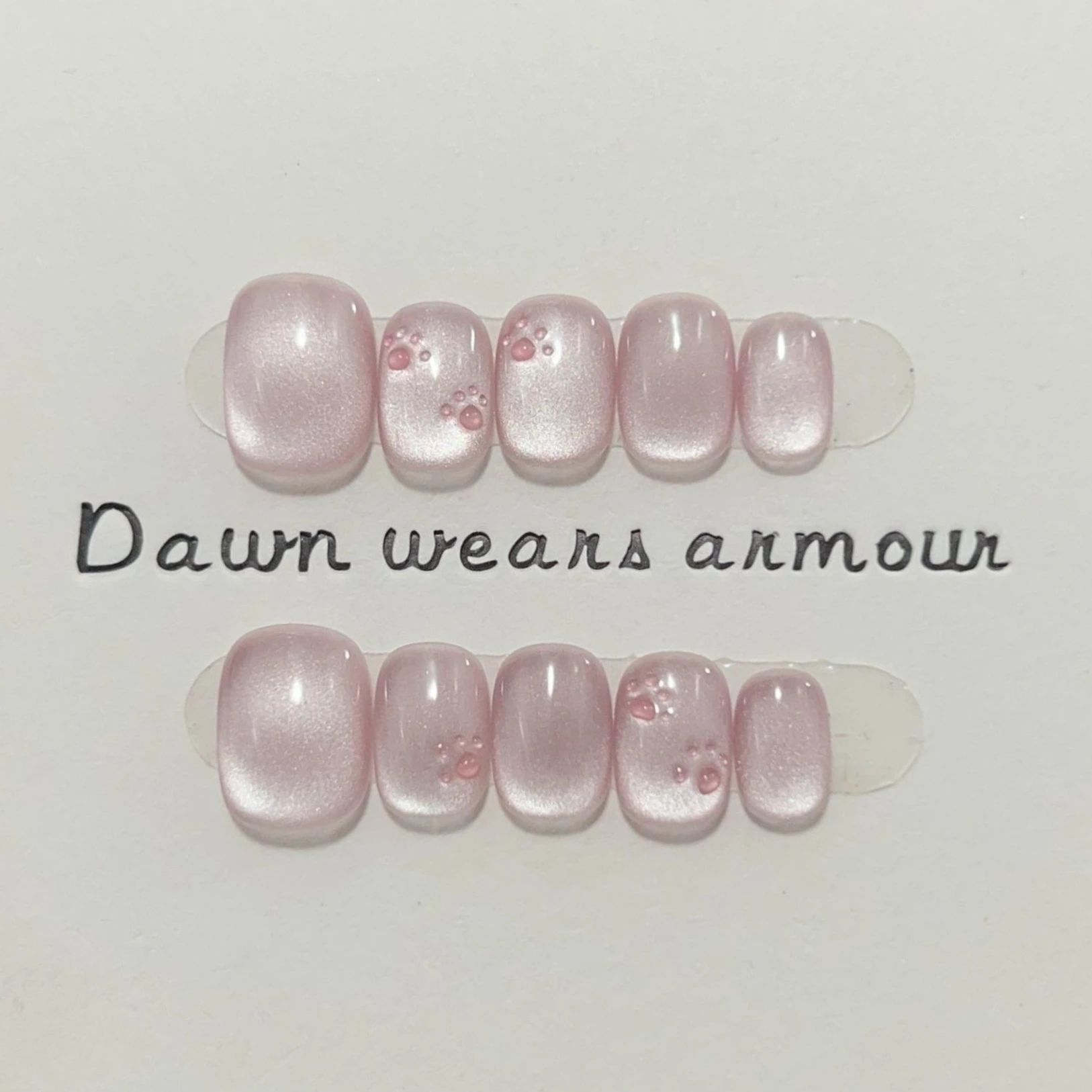 10Pcs Pink Cat Eye Handmade Short Round Press On Nails Full