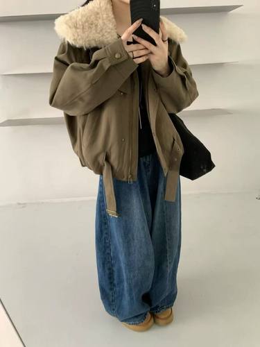 2025新款韩版时尚百搭宽松休闲翻领羽绒服派克服外套