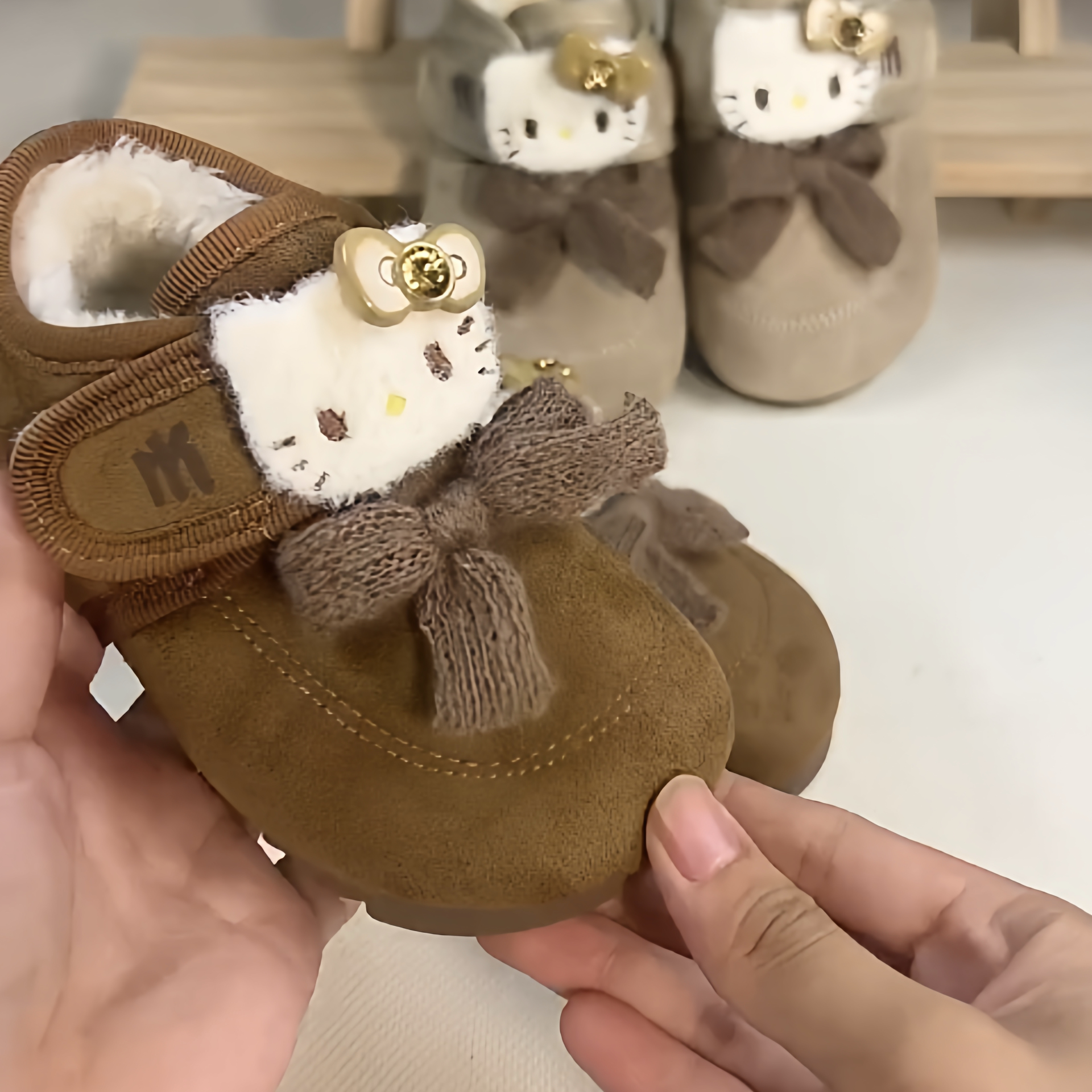 勃肯鞋女款2025春秋季新款儿童软底防滑卡通猫单鞋公主鞋可爱