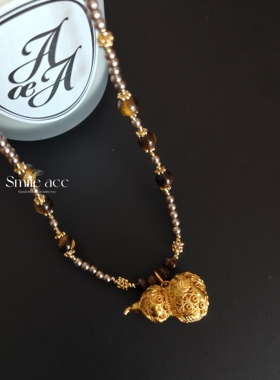 复古镂空葫芦吊坠咖色珍珠项链女ins小众设计老钱风轻奢毛衣链