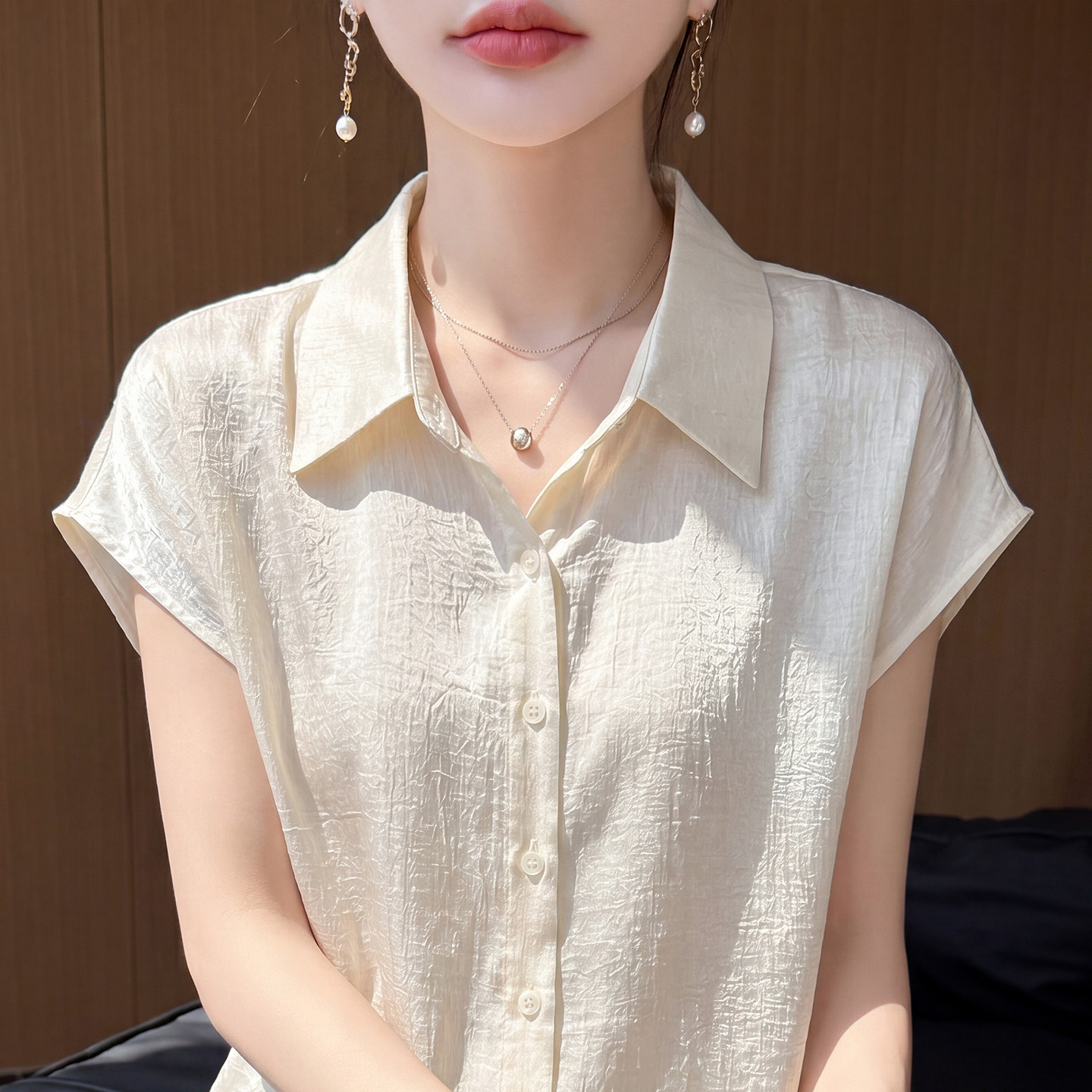 气质缎面醋酸衬衫女高级感抗皱短袖上衣夏季垂感打底绸缎通勤衬衣