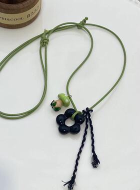 奶油甜妹镂空花朵蘑菇抽拉项链甜美气质时尚优雅高级感毛衣链新款
