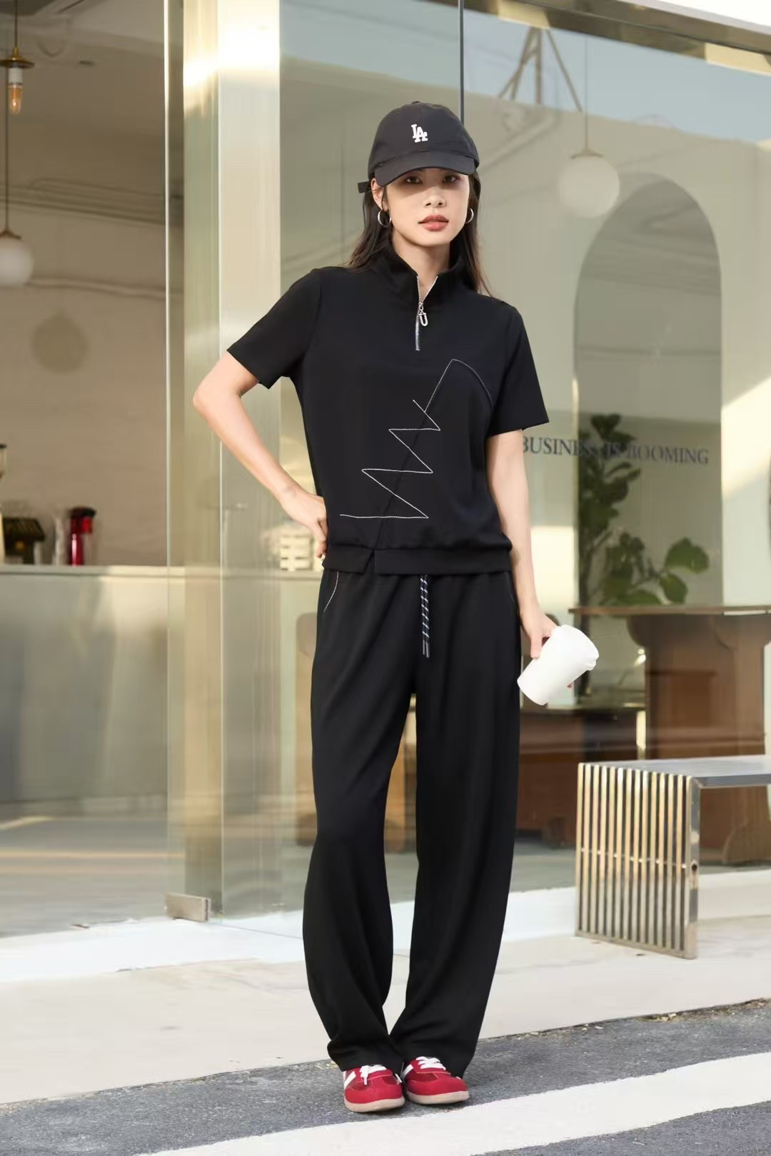 帕斯宝2025夏新品A023190女士休闲翻领半拉链T恤宽松短袖上衣 - 实物图