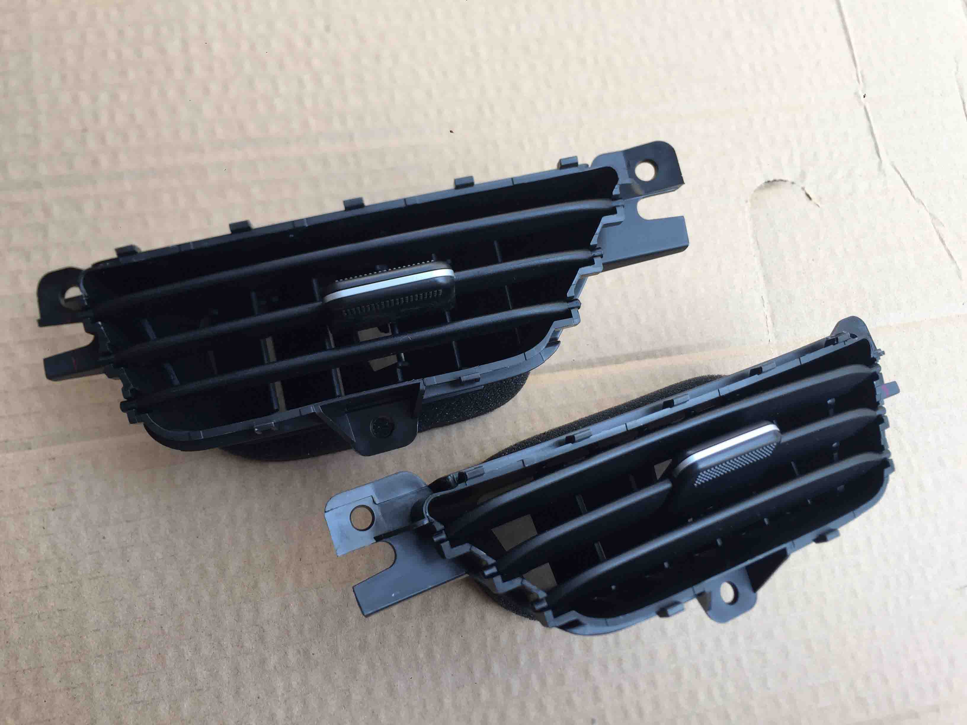 五菱荣光新卡工作台出风口风窗CD面板出风口双闪警示 后雾灯开关