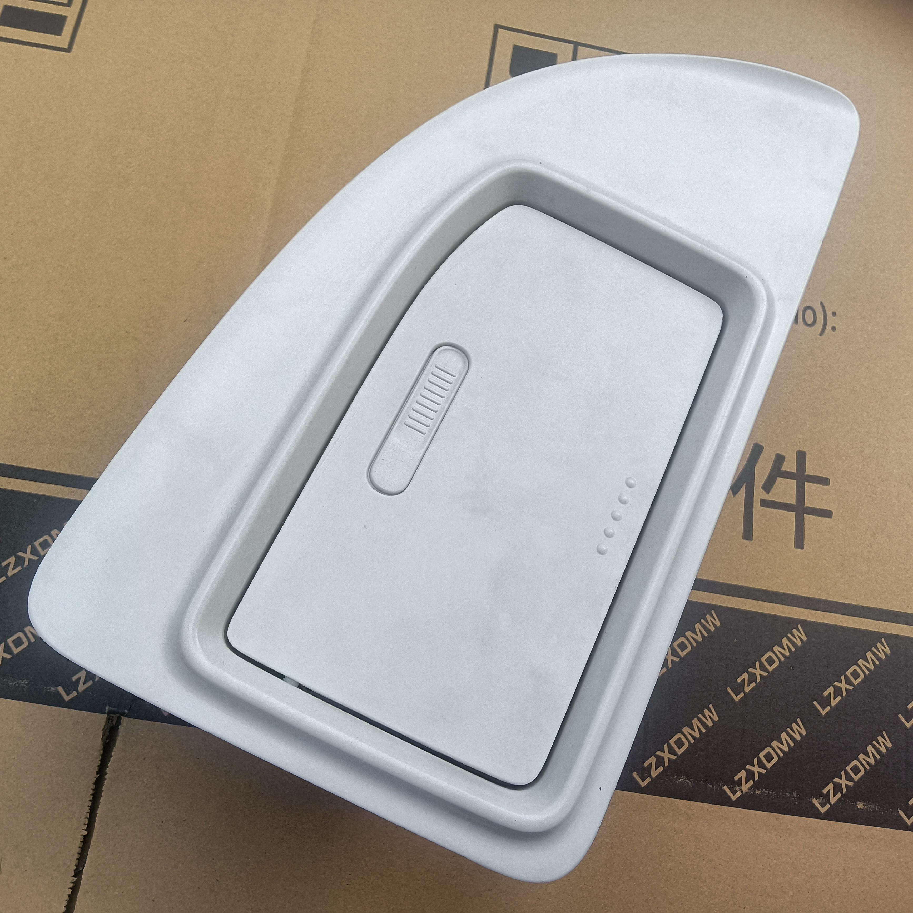 原仪表台USB储物盒五菱宝骏E100