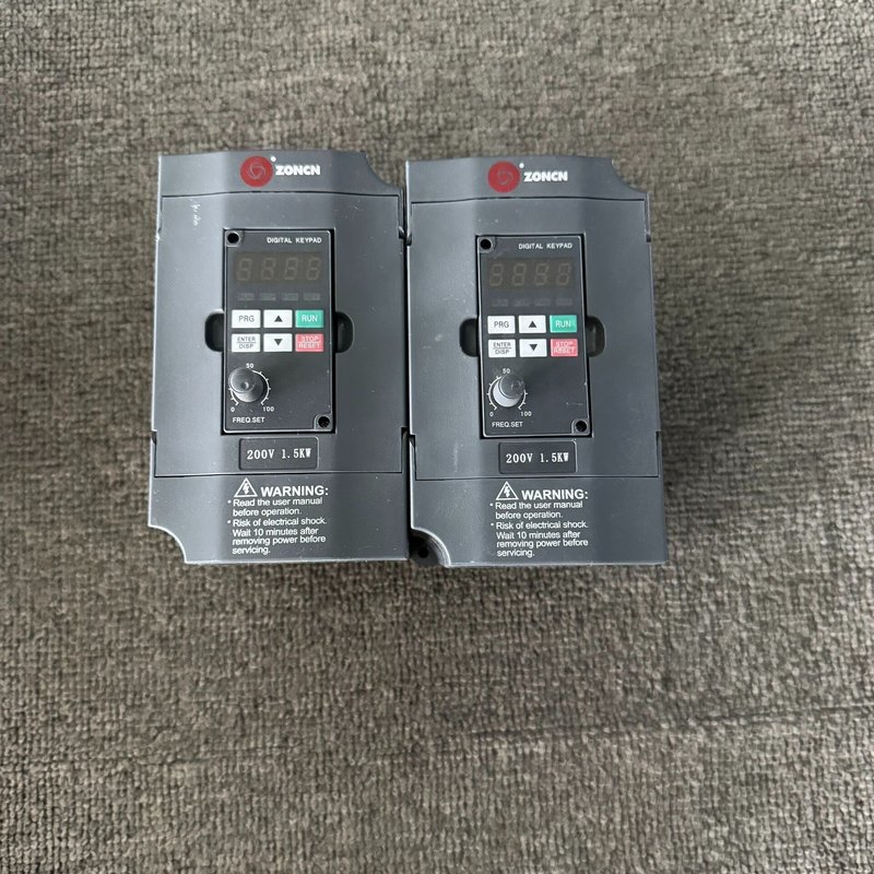 众辰变频器220V 1.5KW，型号H2200A01D5K，--议价商品