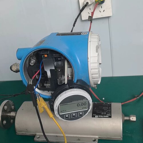 E+H恩德斯豪森流量计，型号Promass 300，8A3B--议价商品