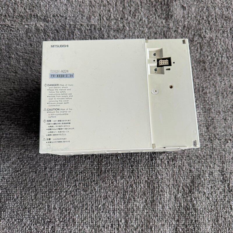 三菱变频器FR-A024-2.2KP,220V输入输出,2.--议价商品