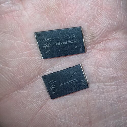 MT29F4G08ABADAWP原装现货带程序80--议价商品