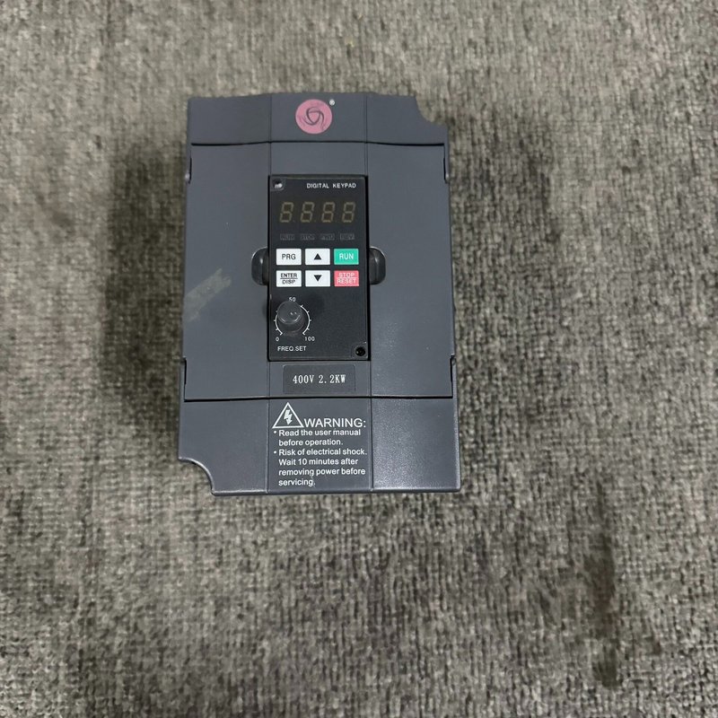众辰变频器H2400A01D5K，1.5KW功率，380V三--议价商品