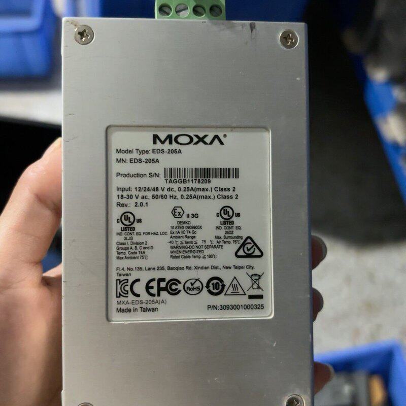 【二手】MOXA摩莎工业交换机 EDS-205A，5口非网管--议价商品
