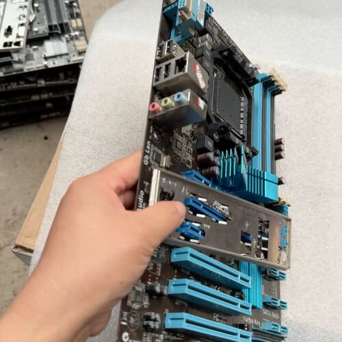 包邮！出拆机50片，华硕M5A78L LE AMD AM3+--议价商品