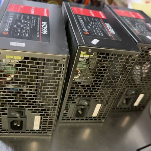 航嘉WD500额定500W电源，拆机电源，接口齐全，功能完好--议价商