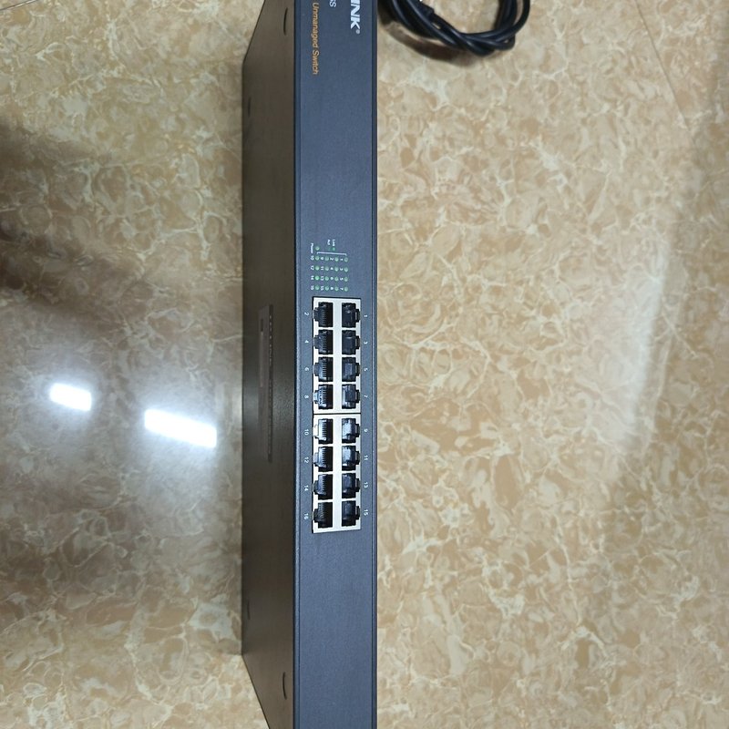 普联16口交换机，普联TP-LINK TL-SF1016S--议价商品