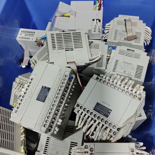 出售PLC扩展模块，型号AFPX0E40TD-F，几乎全--议价商品