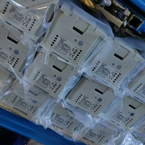 正品三菱FX5U-80MT，FX5U-64MT，FX5U-3--议价商品