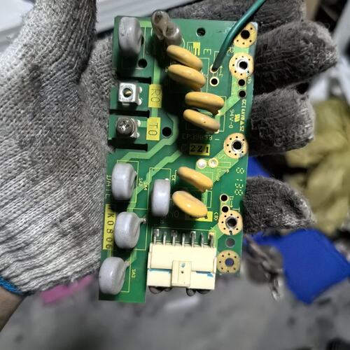 富士变频器浪涌吸收板EP3985B-C2-Z1，拆机件，实物--议价商品