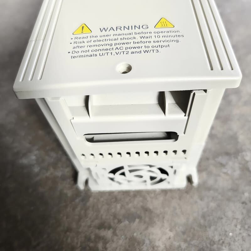台达变频器S1系列 VFD022S43D,2.2KW 380--议价商品