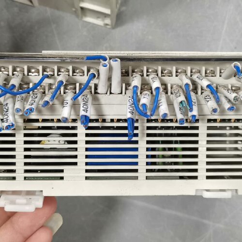 FX1N-60MT-001 三菱原装PLC，二手拆机件，成色--议价商品