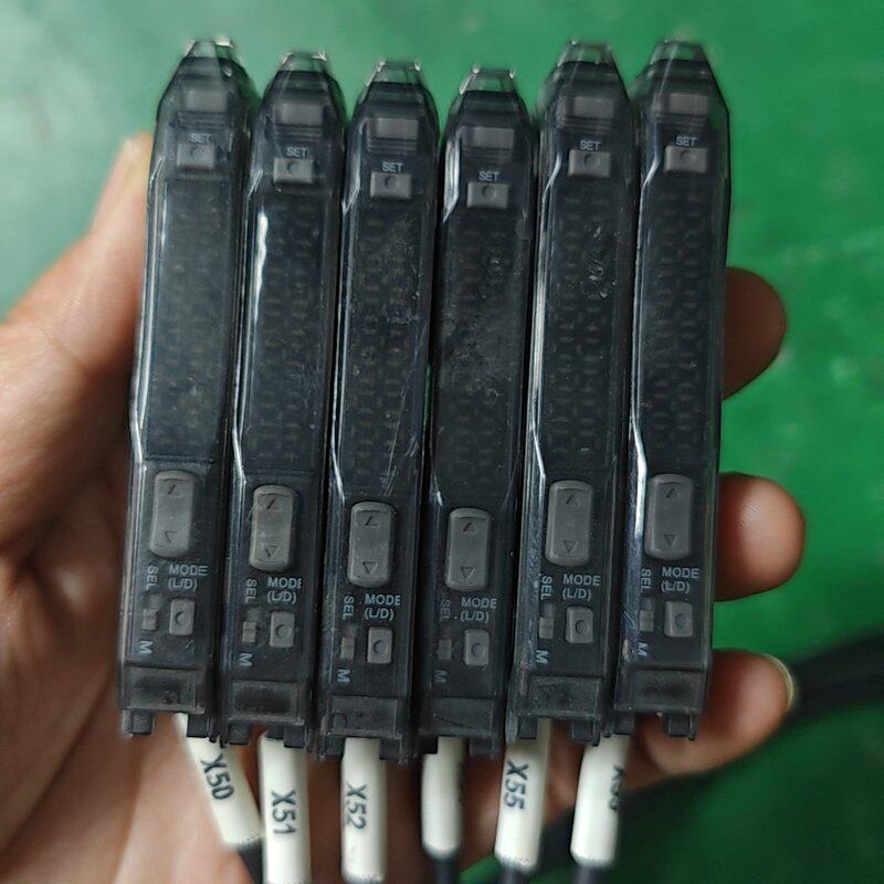 senview森觉光纤放大器SF3X-BR8NA二手拆机件--议价商品